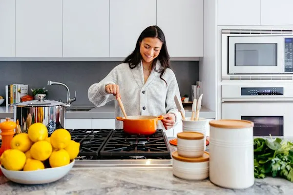 Kitchen Cabinets & Countertops